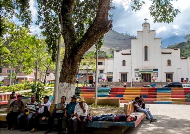 Enfrentamientos entre el Ejército y el Clan del Golfo en Dabeiba, Antioquia, dejan un suboficial muerto
