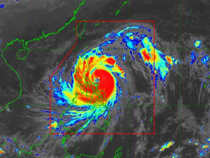 Super typhoon Fung Woo to make landfall in Philippines tonight