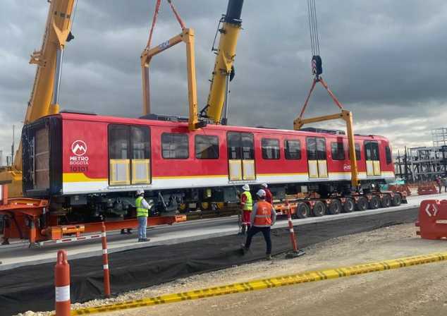 Cuarto tren del Metro de Bogotá retrasa su llegada por accidente