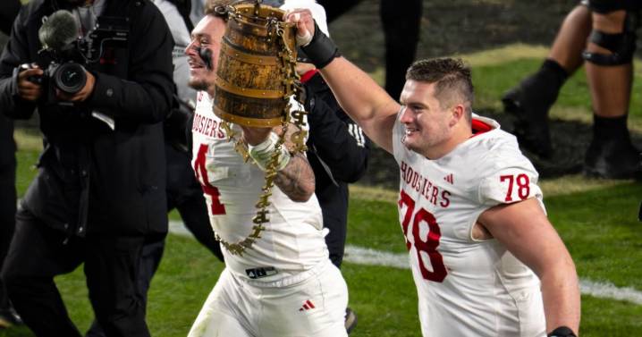 No. 2 Indiana pursuing bigger goals after retaining Old Oaken Bucket at Purdue