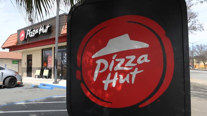 Buy Yum Brands as it explores sale of Pizza Hut, says Evercore ISI