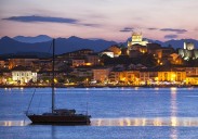 San Vicente aspira a la iluminación navideña de Ferrero Rocher