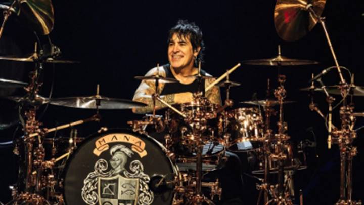 Álex González de Maná se cae en concierto: así está su estado de salud tras el accidente