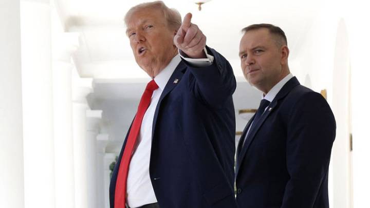 Election Expert Warns of Alarming Trump Response After Major Democratic Victories