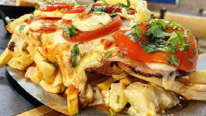 El bodegón porteño que ofrece más de 50 variedades de milanesas y a muy buen precio