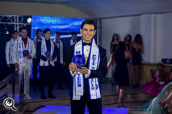 Francisco Santaella logra el título de Mister Teen Petite Venezuela 2025