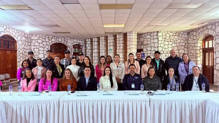 Realizan mesa de salud en Guadalupe y Calvo para reforzar acciones preventivas