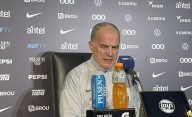Bielsa sigue en Uruguay