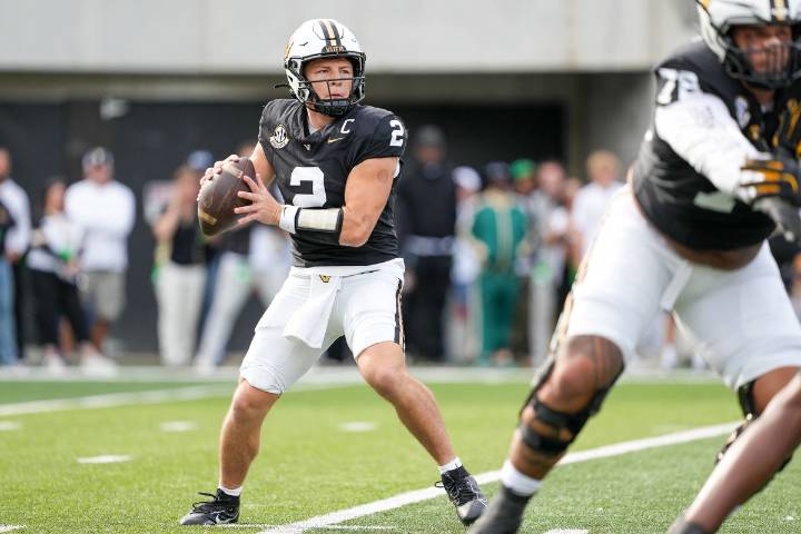Clark Lea Shuts Down Diego Pavia Mid-game as Vanderbilt Makes Season History