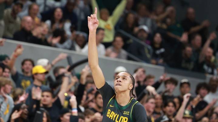 Carr's 16 points lead 6 players in double figures, Bears beat Washington 78