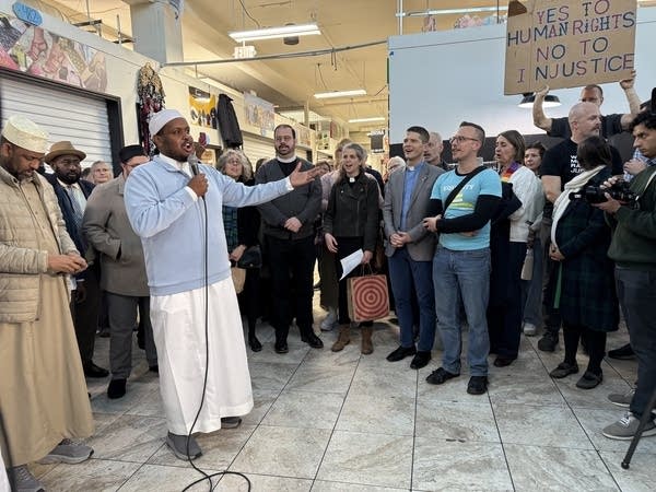 Somali community rejects call to end protected status