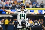 Sam Darnold flops in his biggest Seahawks game yet