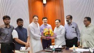 Azharuddin reviews Waqf Board; Umeed portal