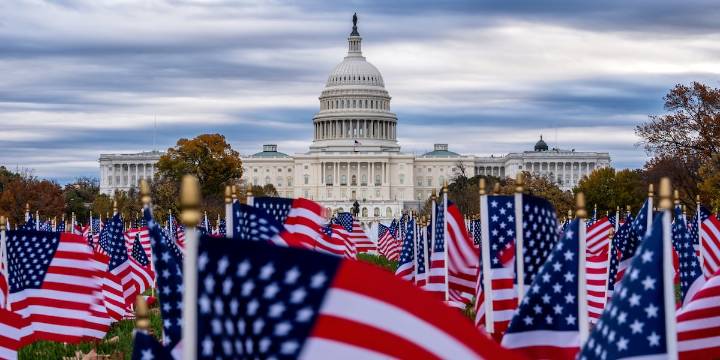 Shutdown leaves a mark on an already-struggling economy, from lost paychecks to canceled flights