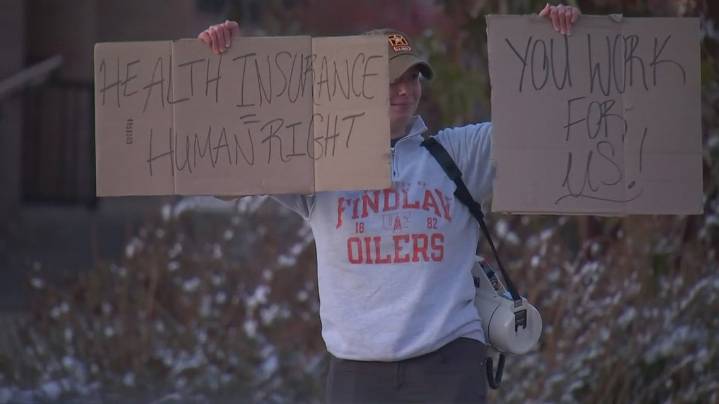 Ohio veteran says ending shutdown without health care deal is 'not worth it'