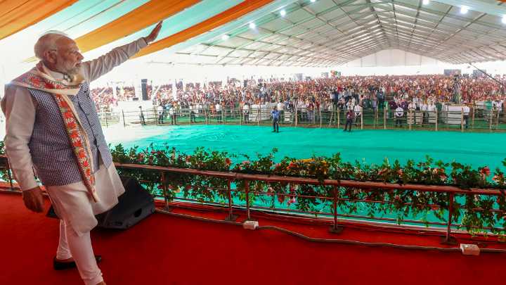 RJD-Congress cadres will 'break each other's heads' after Bihar poll results: Modi