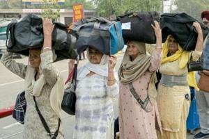 Indian Sikh pilgrims enter Pakistan, first major crossing since May conflict: AFP