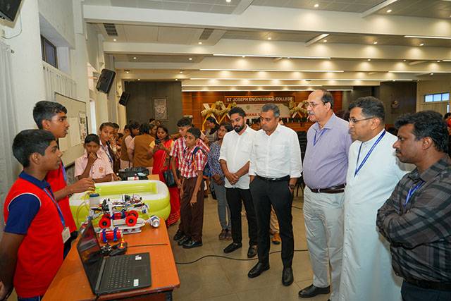 SJEC hosts ‘Jnana Sethu 2025: Science for Peace’ – Bridging theory and practice