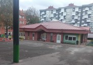 La escuelina del Palacio Valdés, en Avilés, termina de equiparse para abrir en unos días