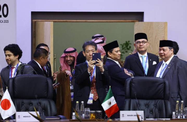 G20 summit in South Africa adopts declaration despite US boycott, opposition