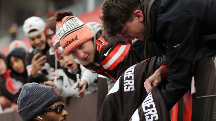 Browns QB Shedeur Sanders talks about fans and support