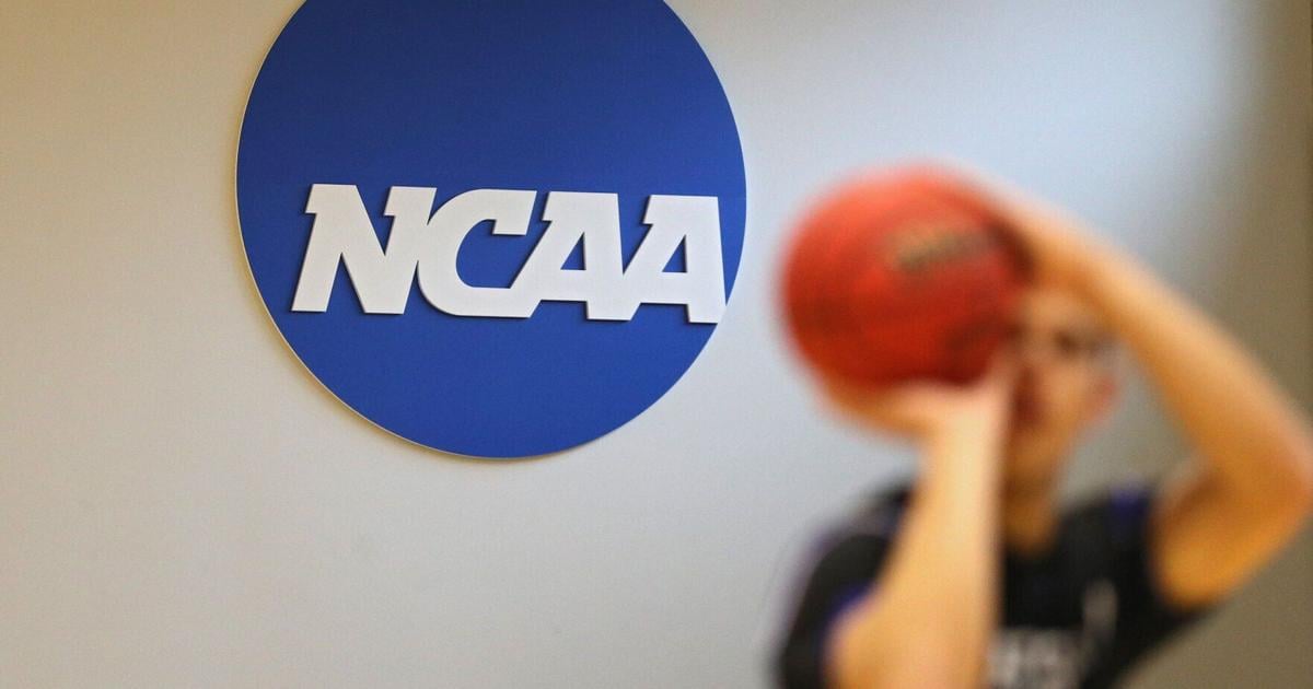 SUNDAY'S COLLEGE HOOPS ROUNDUP: Tennessee, Virginia Tech women win; SWCC men lose