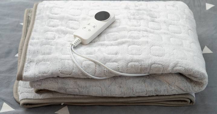 Warning as using electric blanket with mattress type could be 'dangerous'
