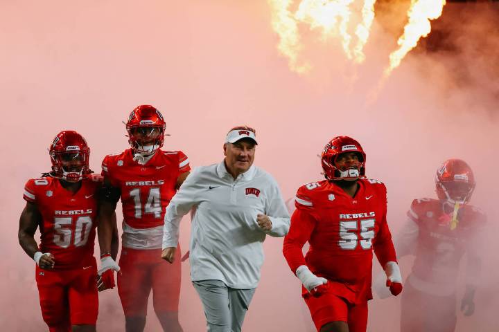 What channel is UNLV football vs Nevada Reno today? TV, time, odds 