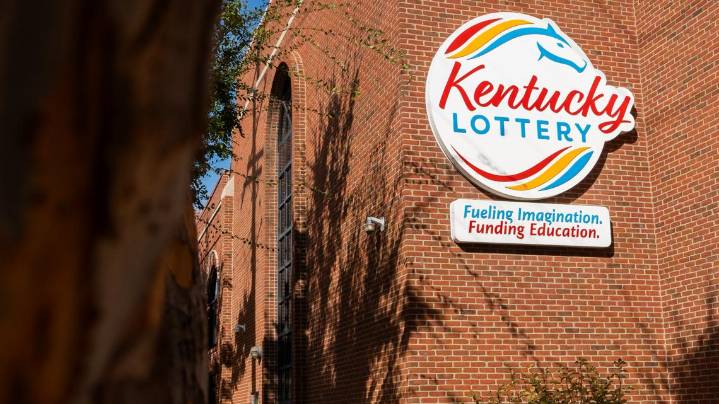 Kentucky man wins big for second time while playing lottery