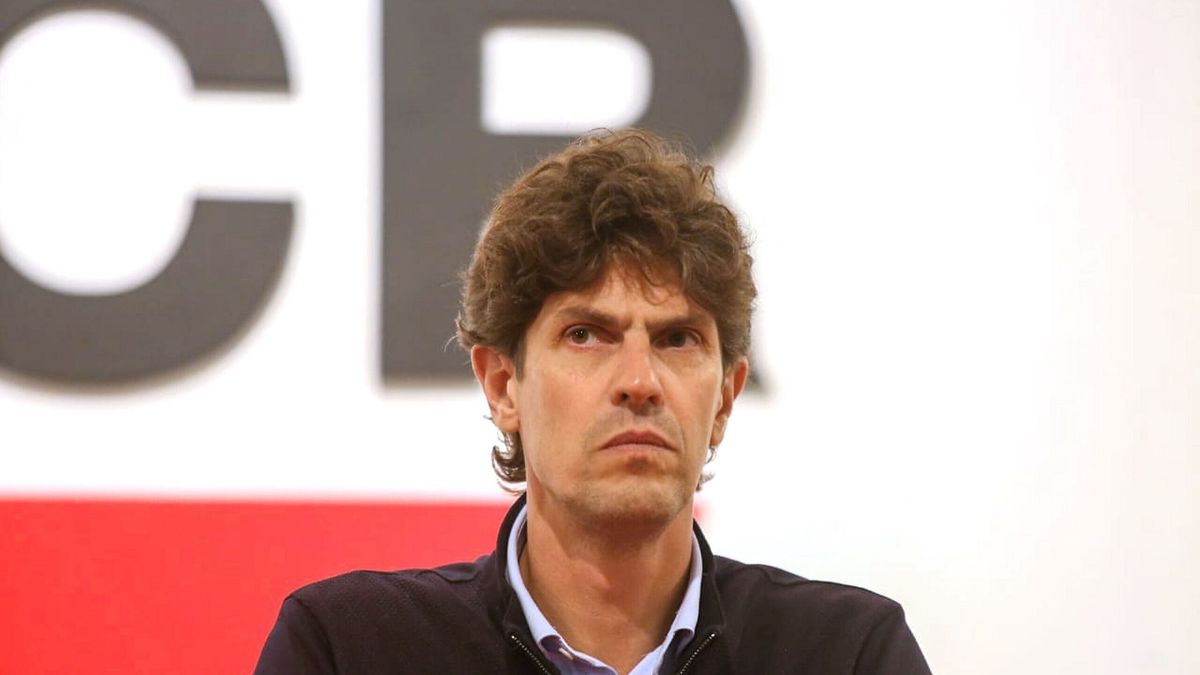 UCR: Martín Lousteau no sigue en la conducción y el partido debate su futuro