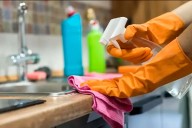 Empleadas domésticas: convocaron reunión para definir aumentos salariales