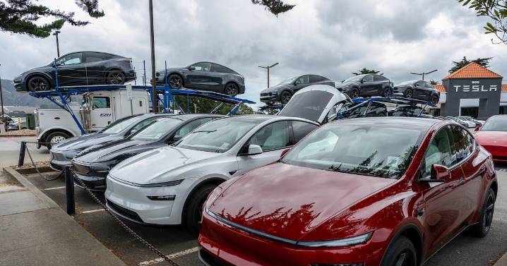 Model S de Tesla trae ‘defectos de fábrica’: ¿Cuáles son las fallas del auto?