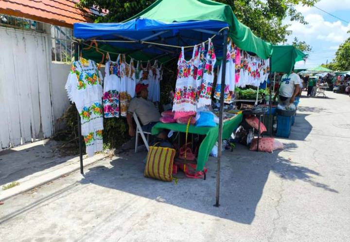 Hasta cinco mil pesos de multa a vendedores ambulantes sin permiso en Cancún