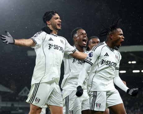 Jiménez averts danger for uncertain Fulham with late winner against Sunderland