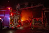 Tijuana: Incendio en Villa Floresta, choque en Vía Rápida y riesgo de derrumbe en la Marrón