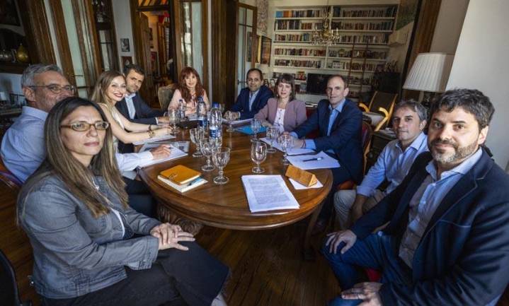 Imponen un máximo de 3 personas para las visitas a la ex presidenta Cristina Ki