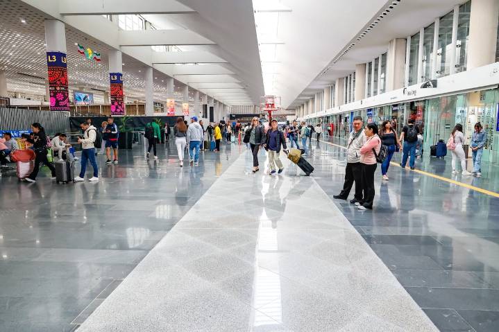 Por obras de remodelación el AICM abre líneas de comunicación para usuarios