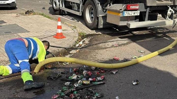 Aqualia repartirá artilugios ‘atrapapelos’ en Badajoz y Mérida para cuidar las depuradoras