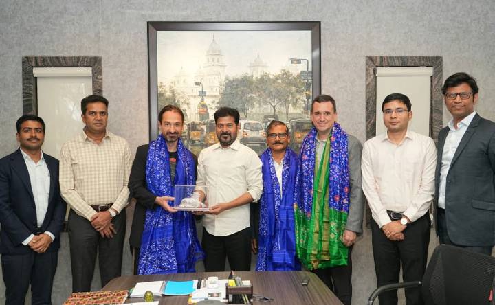 Hyderabad: Analog AI CEO calls on CM Revanth Reddy