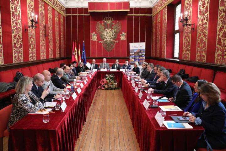 Unión entre Ciudades patrimonio y universidades para impulsar proyectos sobre cultura, sostenibilidad, desarrollo urbano…