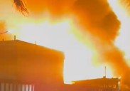 Impresionante incendio en una fábrica de agroquímicos