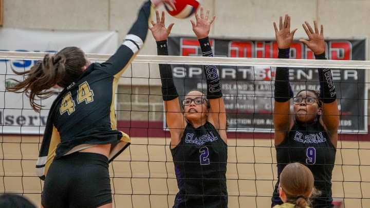 photos of Rhode Island (RIIL) Girls Volleyball Championships North Kingstown Classical