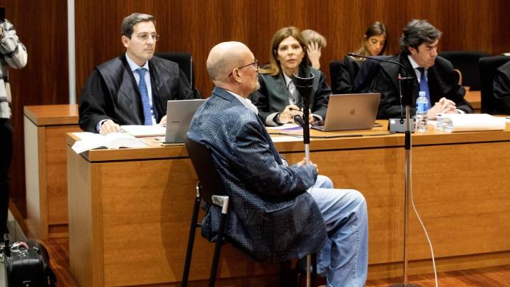 Un acusado de matar a navajazos a su "viejo amigo" en Zaragoza alega legítima defensa: "Pensé que me mataba, hasta me cagué de miedo"