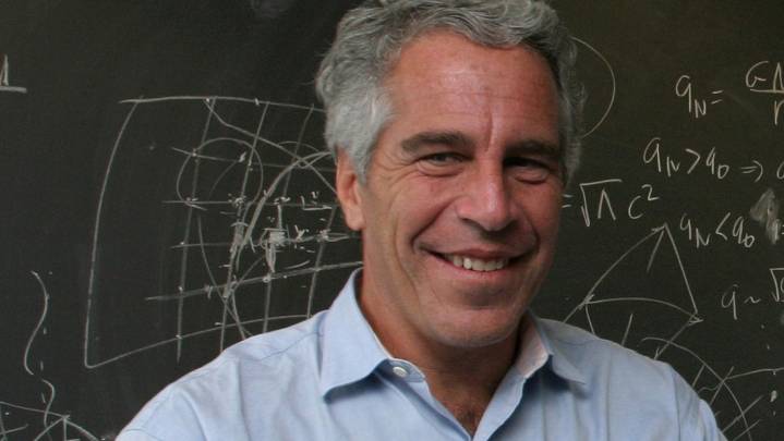 Donald Trump pide al FBI investigar los vínculos de Clinton con Epstein