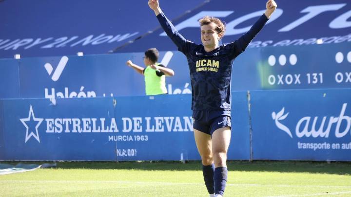 El UCAM se lleva el derbi ante la Minera en el alargue