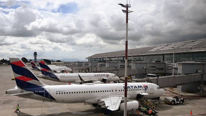 Seis aerolíneas cancelan conexiones con Venezuela tras advertencia de EEUU