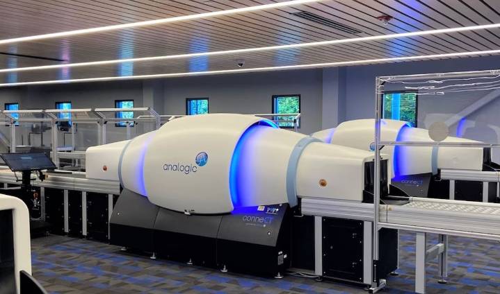 CT scanners introduced at Winnipeg airport aim to speed screening, boost security