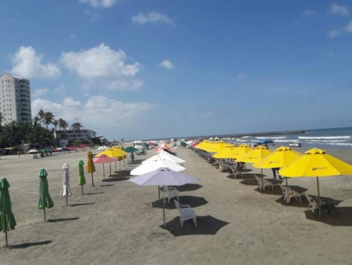 Turista agredido con botella por "Carperos" en el Laguito, Cartagena