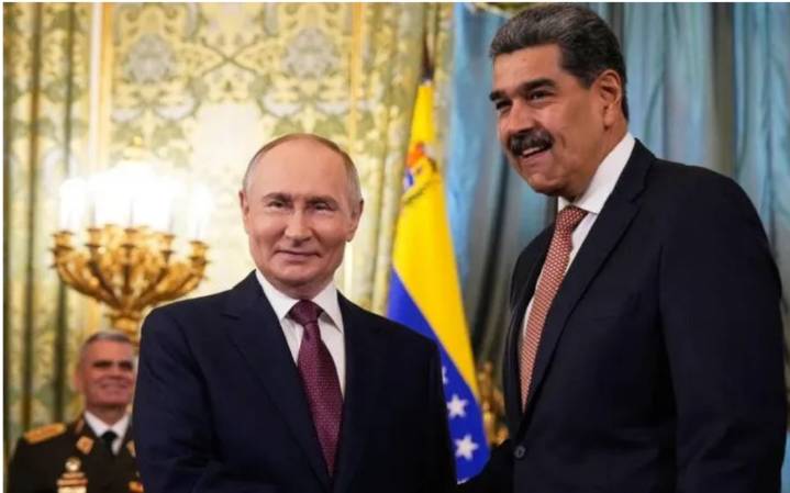 Putin ratifica que seguirá fortaleciendo relaciones de asociación estratégica con Venezuela
