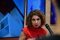 Montero cuestiona que un alto cargo de Sanidad en Andalucía compagine funciones con la privada